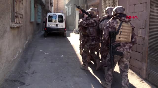 Gaziantep'te 755 polisle uyuşturucu operasyonu 37 gözaltı